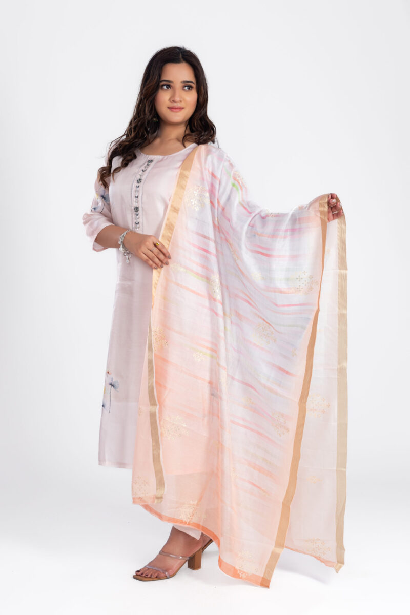 Label by Anusha-Traditional Kajiwaram Kurta Pant Set with Embroidered Dupatta LBA-001 - Image 2