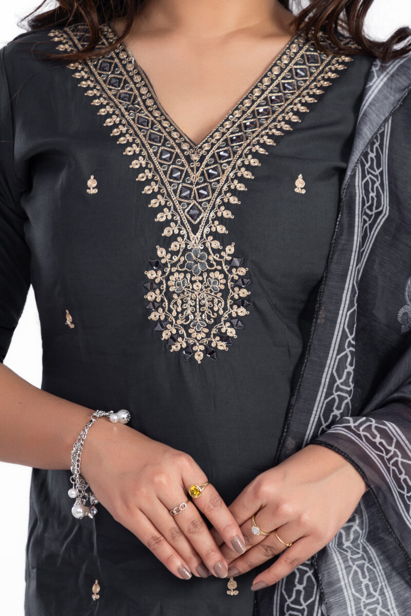 Women's Roman Silk Embroidered Kurta Set with Cotton Dupatta LBA-010-Grey - Image 4