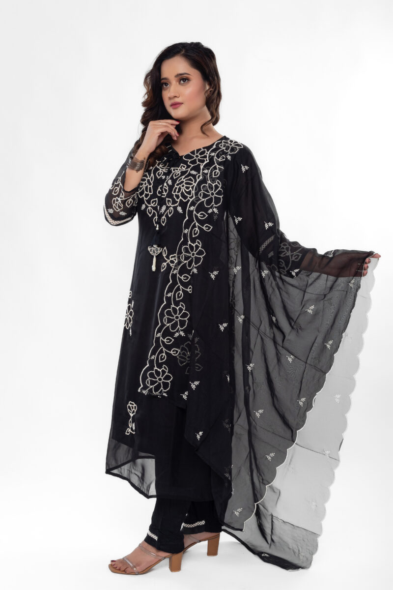 Kurta Set With Pant & Dupatta - LBA-040 - Image 5