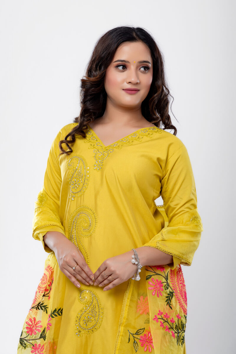 Label by Anusha Women’s Roman Silk Kurta Pant Set with Organza Dupatta – Yellow (LBA-056)