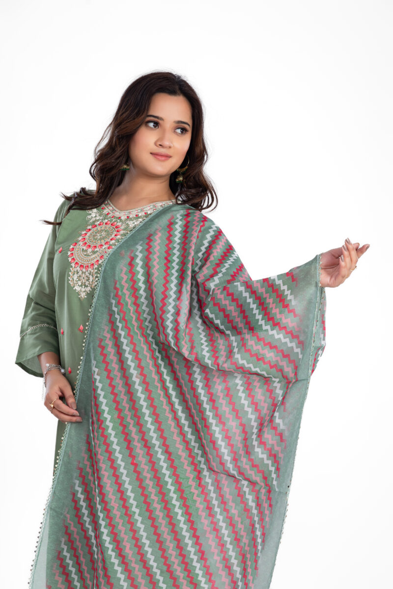 Label by Anusha Women’s Roman Silk Kurta Pant Set with Digital Dupatta – Green (LBA-008)