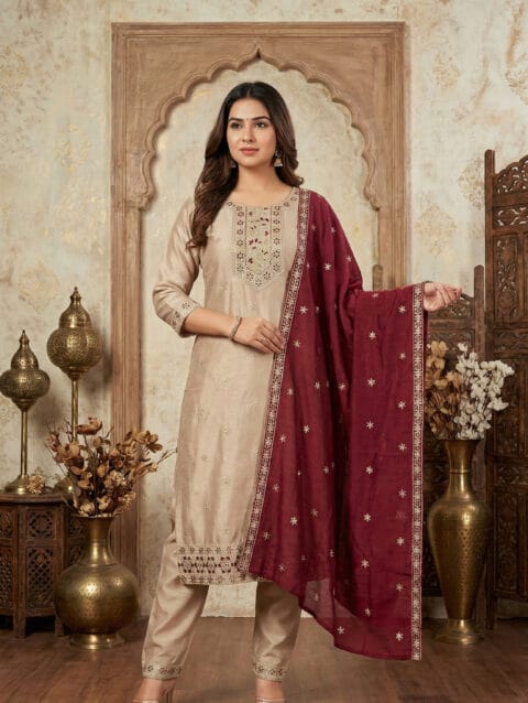 Label By Anusha | Off White Silk Blend Embroidered Kurta Set with Trousers & Maroon Dupatta | LBA-093