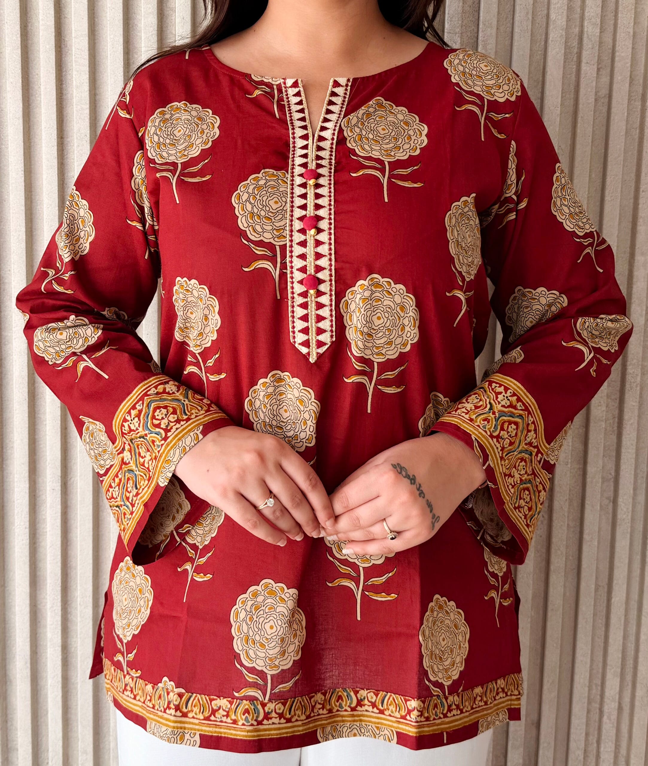LABEL BY ANUSHA Maroon Embroidered Cotton Straight Short Kurti